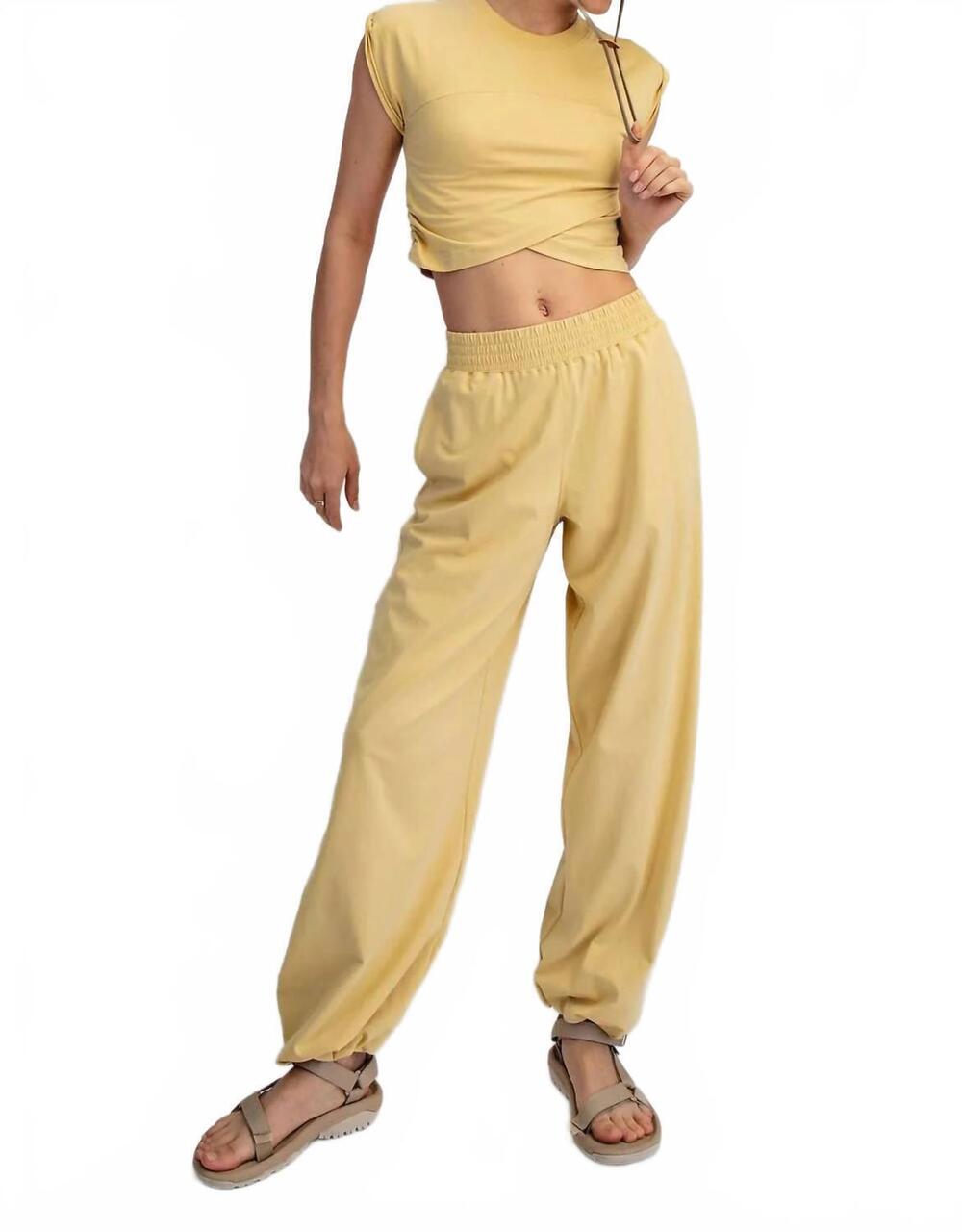 NEW RAE MODE tailgating dreams set in yellow